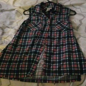 Plaid sleeveless shirt